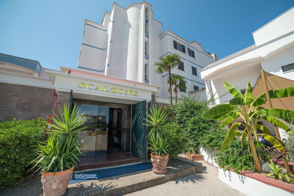 Albergo Scalzone Castel Volturno Extérieur photo